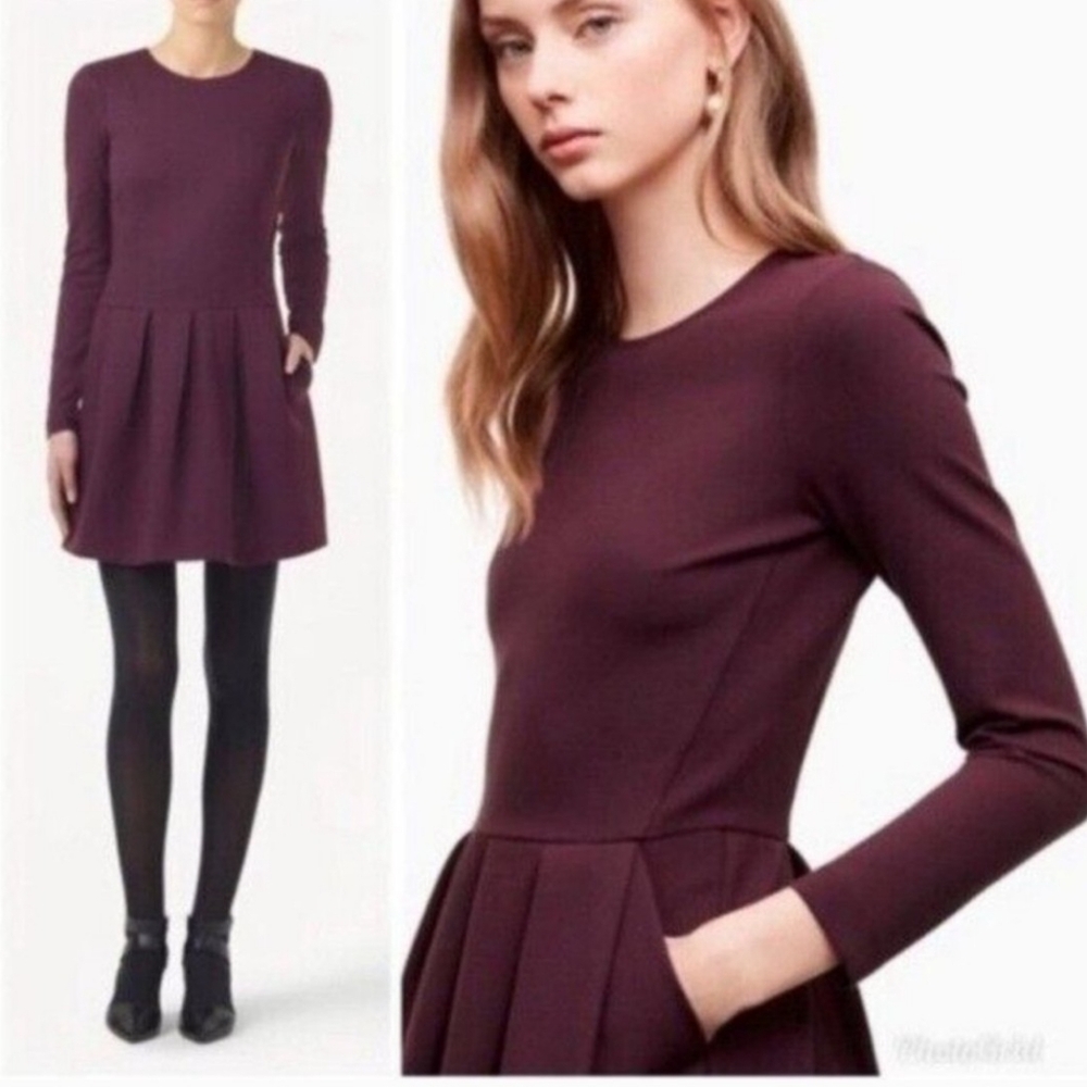 😻 3/$30 Aritzia Talula Burgundy Fit And Flare Mini Dress Size 2